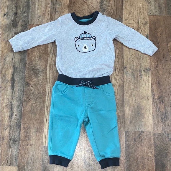 Gymboree Other - Gymboree Cozy Bear Matching Set 6-12 Months
